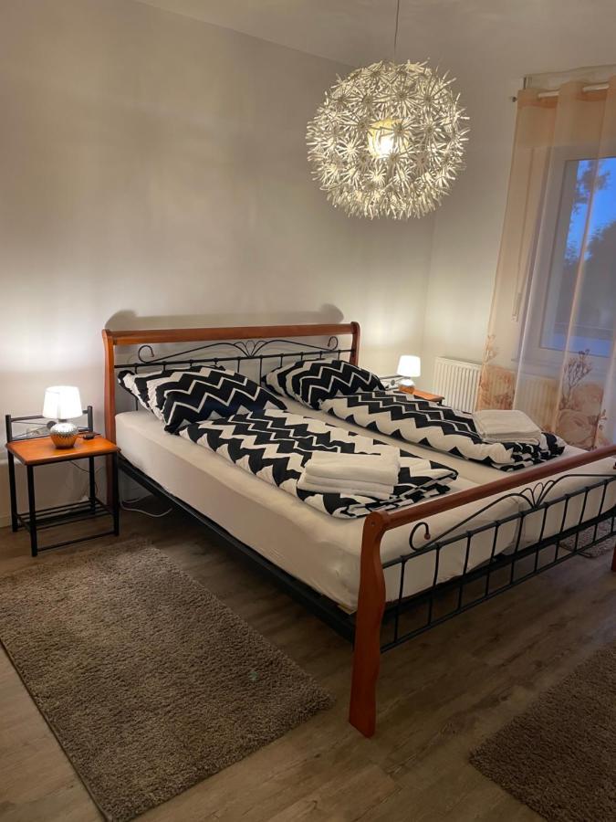 פלוטו Ferienwohnung Julia מראה חיצוני תמונה